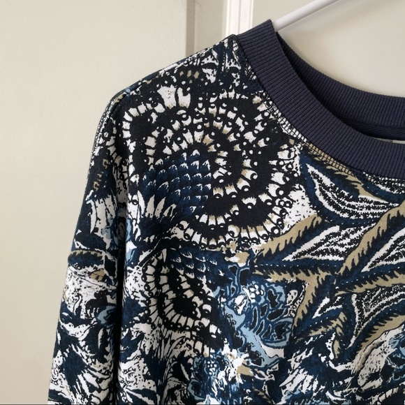 Joie Caleigh Paisley Floral Cropped Sweatshirt Size Medium - Picture 8 of 12